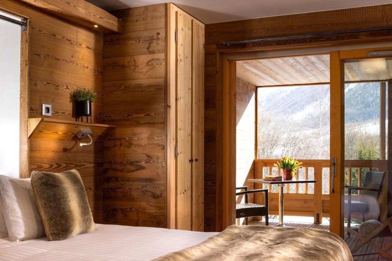 Hotel Ski Lodge - Village Montana Валь-д'Ізер Екстер'єр фото